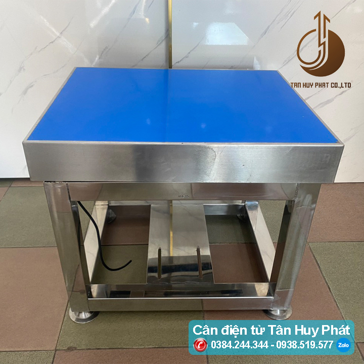 mat-ban-can-ghe-inox-gia-cong-(1)